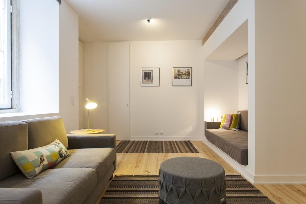 Joivy Cosy 1-Bed Flat With Workspace In Santa Catarina, Moments From Luis De Camoes Sq Lisbon Room photo