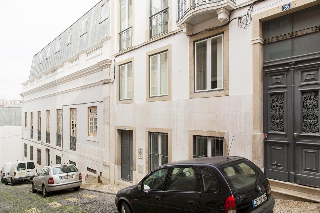 Joivy Cosy 1-Bed Flat With Workspace In Santa Catarina, Moments From Luis De Camoes Sq Lisbon Room photo